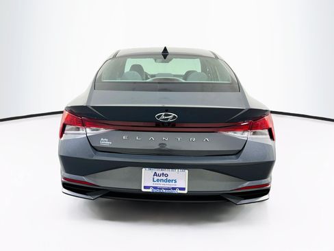 Used 2023 Hyundai Elantra SEL FWD image 6