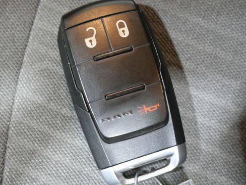 Used 2024 RAM 3500 Big Horn AWD/4WD image 27