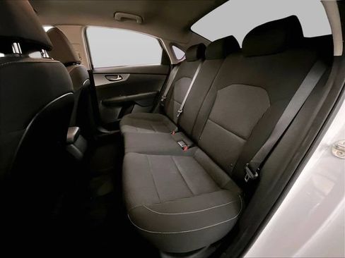 Used 2019 Kia Forte LXS FWD image 25