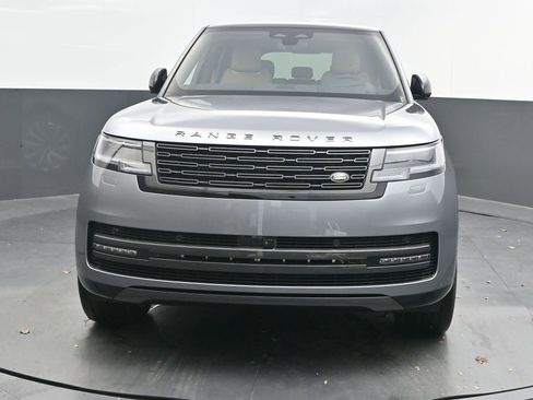 New 2025 Land Rover Range Rover SE image 6