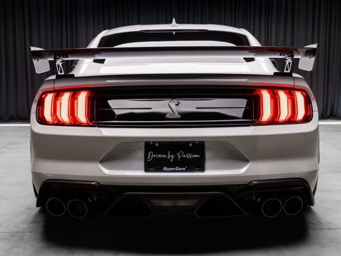 Used 2021 Ford Mustang Shelby GT500 w/ Carbon Fiber Track Pack RWD image 37