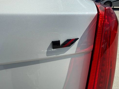 Used 2016 Cadillac XTS Vsport Platinum AWD/4WD image 9