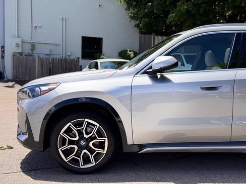 Used 2025 BMW X1 xDrive28i w/ Convenience Package AWD/4WD image 10