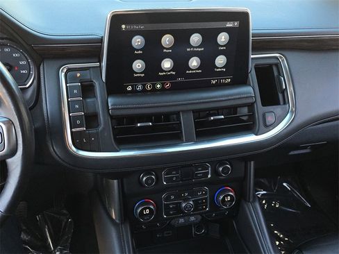 Used 2021 Chevrolet Tahoe LT w/ LT Signature Package image 28