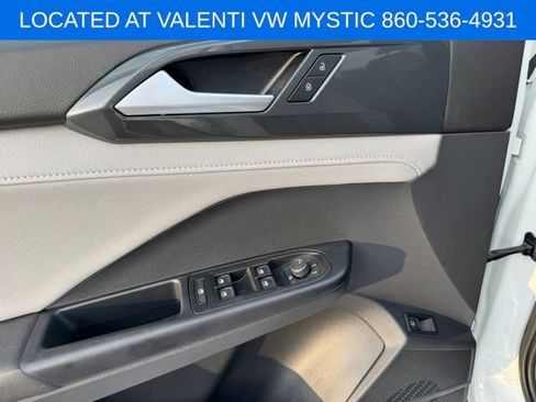 Certified 2023 Volkswagen Taos SEL AWD/4WD image 41