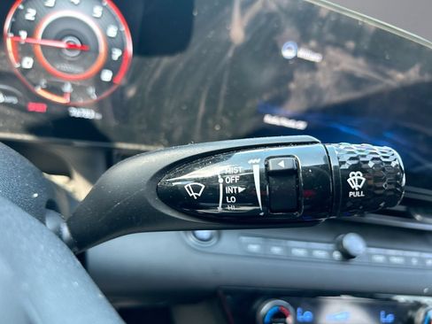 Used 2022 Hyundai Elantra N FWD image 18