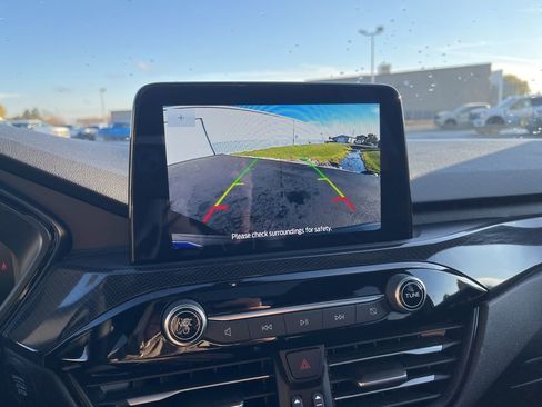 Used 2025 Ford Escape ST-Line w/ Cold Weather Package image 19