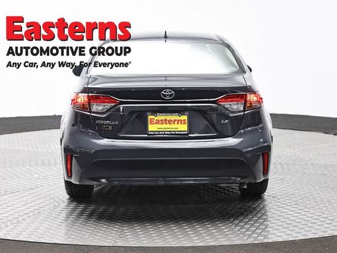 Used 2026 Toyota Corolla LE w/ LE Premium Package FWD image 6