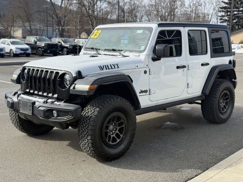 Used 2023 Jeep Wrangler Unlimited Sport AWD/4WD image 5
