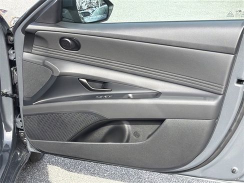 New 2026 Hyundai Elantra Limited image 14