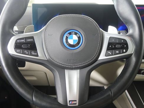 Used 2026 BMW X5 xDrive50e w/ Executive Package AWD/4WD image 17