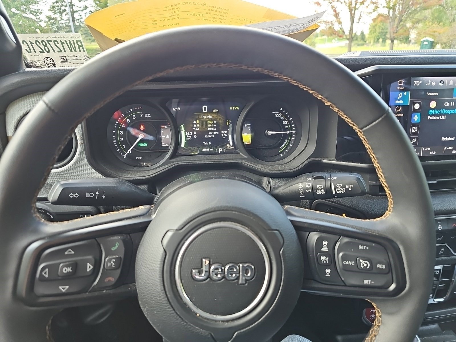Used 2024 Jeep Wrangler Unlimited AWD/4WD image 21