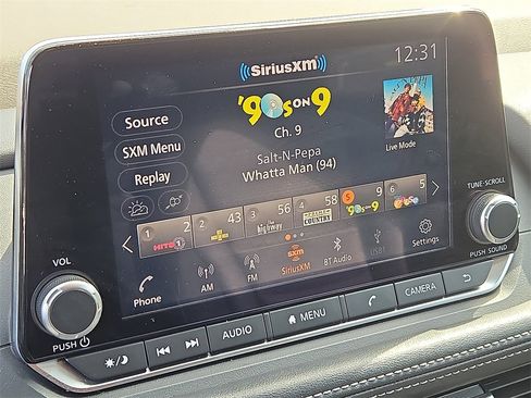 Certified 2022 Nissan Rogue SV image 18