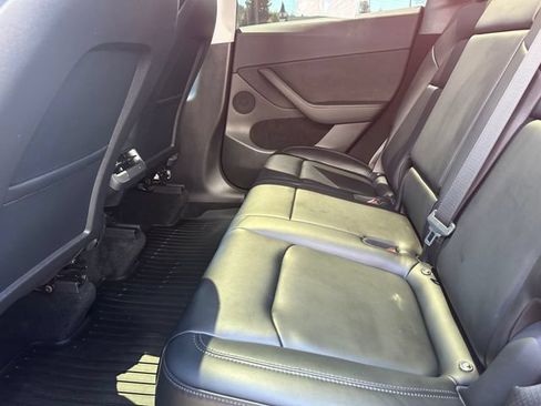 Used 2023 Tesla Model Y Performance AWD/4WD image 20