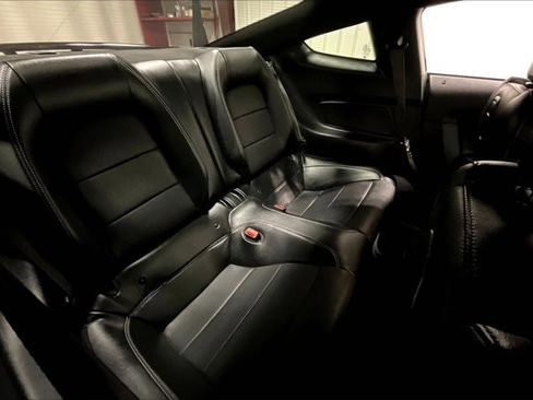 Used 2019 Ford Mustang GT Premium w/ Black Accent Package image 27