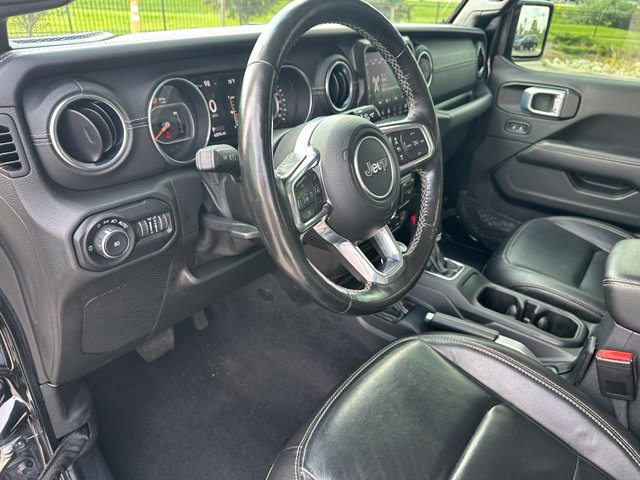 Used 2021 Jeep Wrangler Unlimited Sahara AWD/4WD image 19