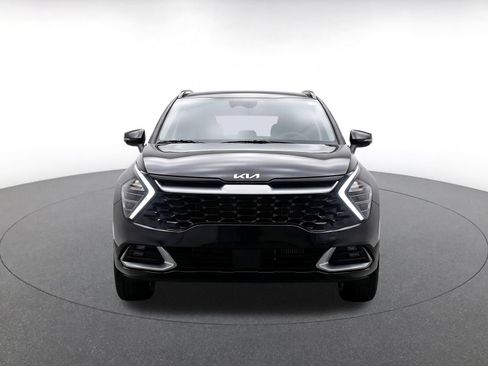 Used 2025 Kia Sportage LX FWD image 3