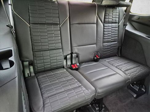 Used 2023 Cadillac Escalade Sport Platinum w/ LPO, ONYX Package AWD/4WD image 19