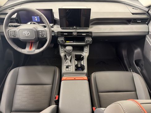 Used 2026 Toyota RAV4 AWD image 15