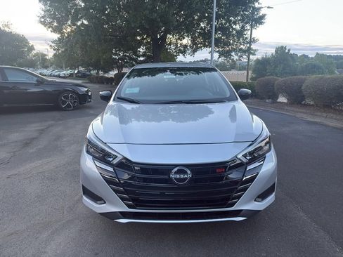 New 2025 Nissan Versa SR image 2