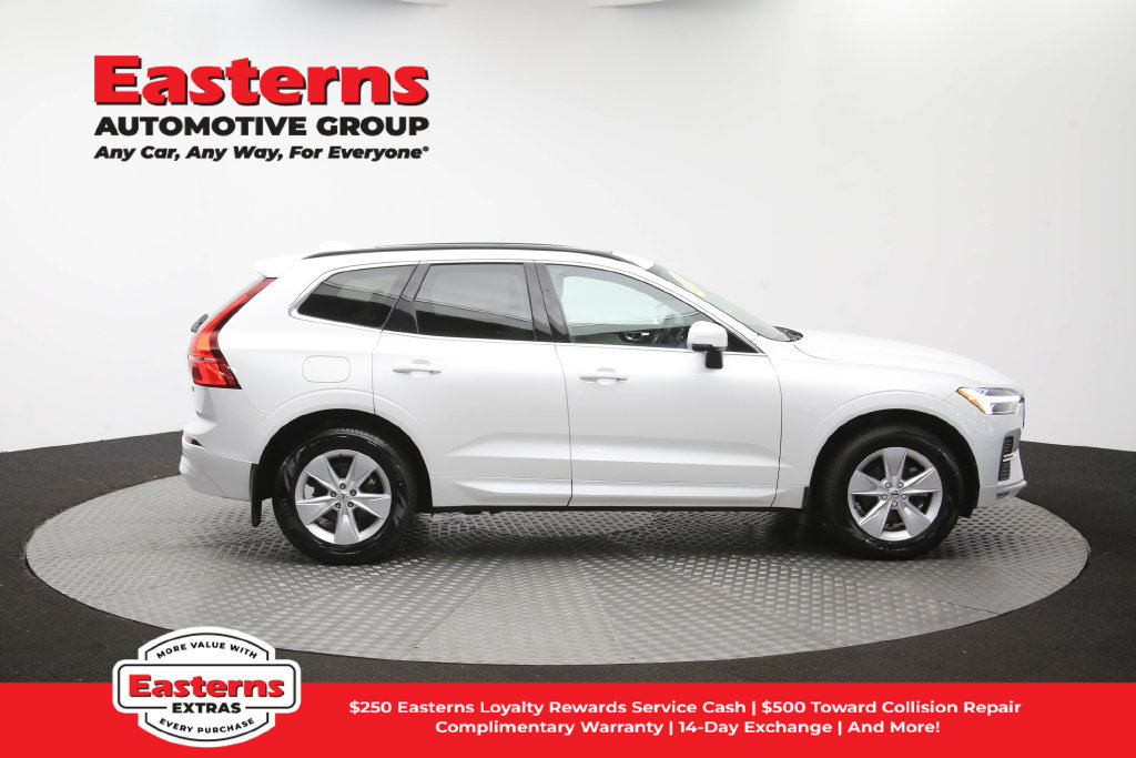Used 2022 Volvo XC60 B5 Momentum AWD/4WD image 48