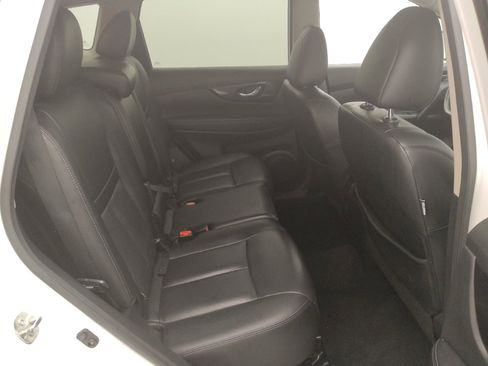 Used 2020 Nissan Rogue SL AWD/4WD image 19