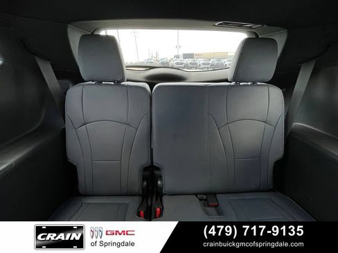 Used 2024 Buick Enclave Essence FWD image 26