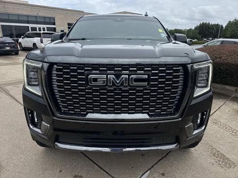 Used 2024 GMC Yukon Denali Ultimate w/ LPO, Floor Liner Package AWD/4WD image 2