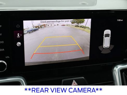 Used 2023 Kia Sorento SX FWD image 10