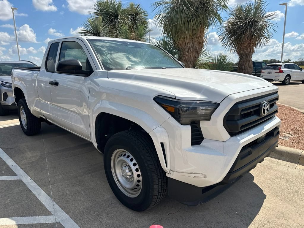 Used 2025 Toyota Tacoma SR RWD image 2