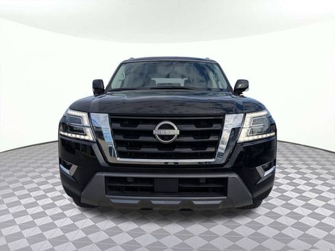 Used 2024 Nissan Armada SL w/ Captain's Chairs Package image 8