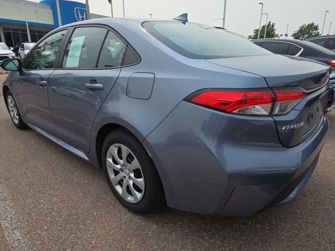 Used 2022 Toyota Corolla LE FWD image 7