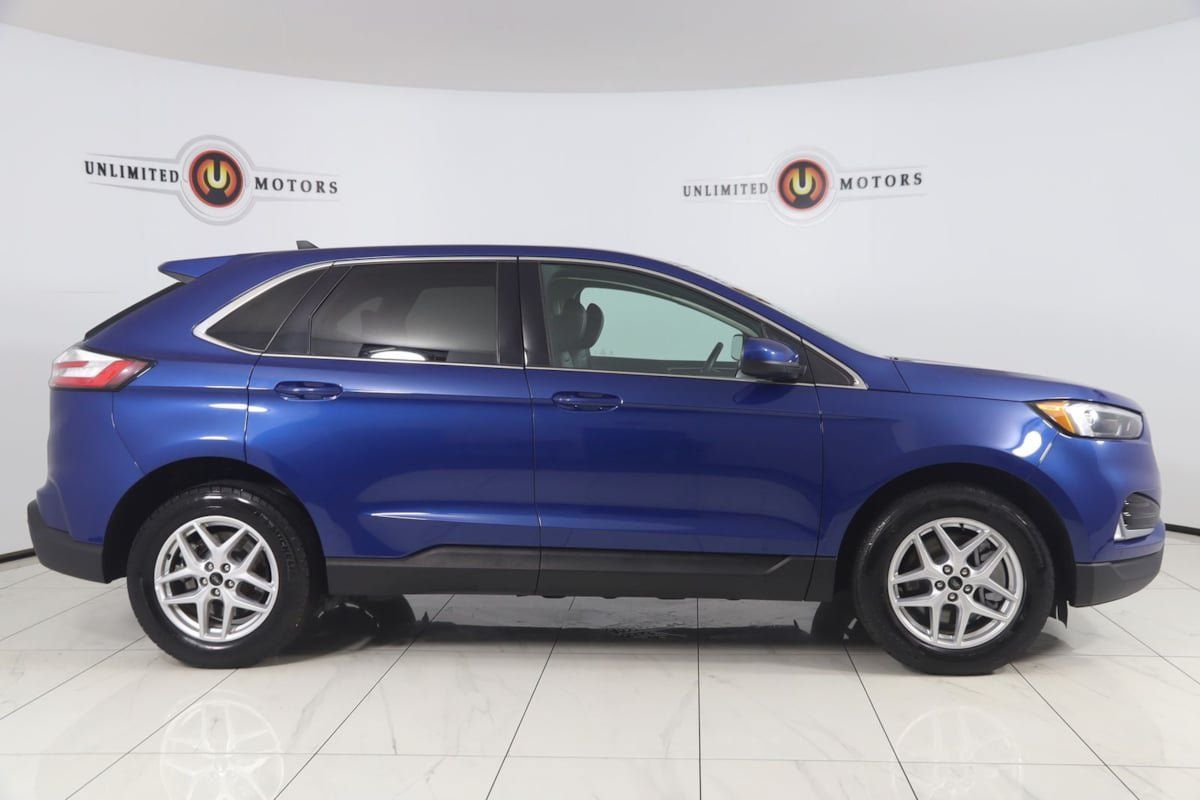 Used 2023 Ford Edge SEL w/ Convenience Package AWD/4WD image 2