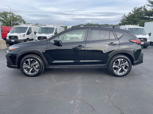 Used 2024 Subaru Crosstrek 2.0i Premium AWD/4WD image 2