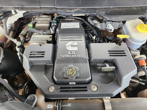 Used 2024 RAM 3500 SLT w/ Quick Order Package 2YG SLT AWD/4WD image 39