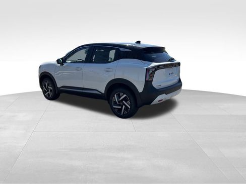 New 2025 Nissan Kicks SV w/ Illumination Package image 2