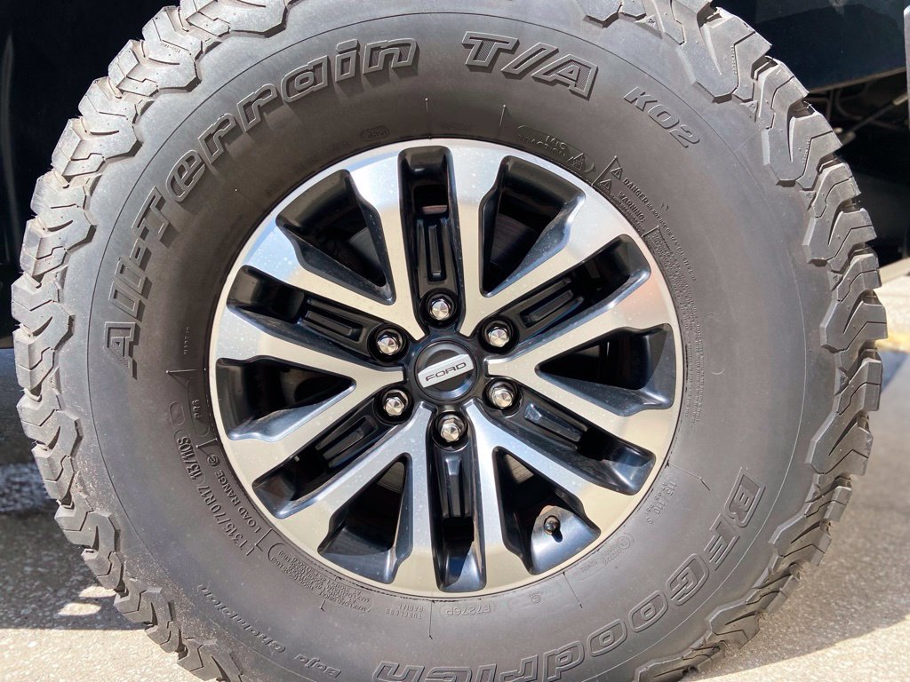 Used 2020 Ford F150 Raptor w/ Equipment Group 802A Luxury AWD/4WD image 13