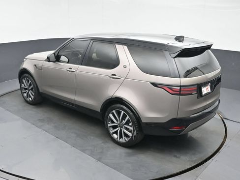 Used 2023 Land Rover Discovery S R-Dynamic AWD/4WD image 36