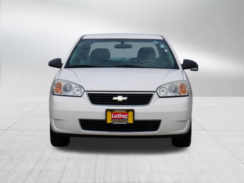 Used 2008 Chevrolet Malibu LS FWD image 2
