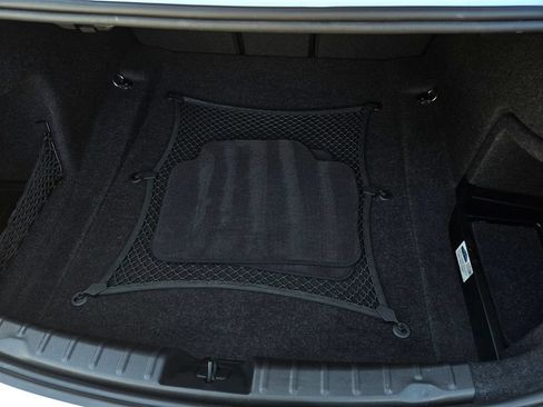 Used 2017 BMW 330i Sedan RWD image 32