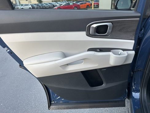 New 2026 Kia Sorento X-Line EX image 21