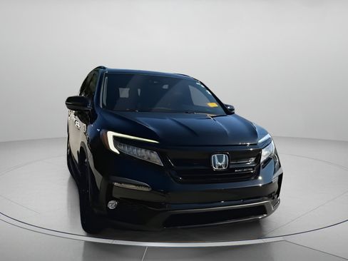 Used 2021 Honda Pilot Black Edition image 4