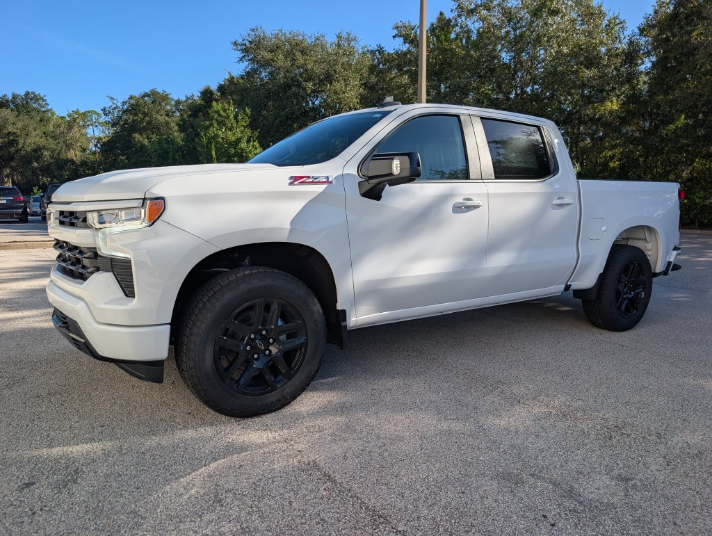 New 2026 Chevrolet Silverado 1500 RST w/ Safety Package AWD/4WD image 3