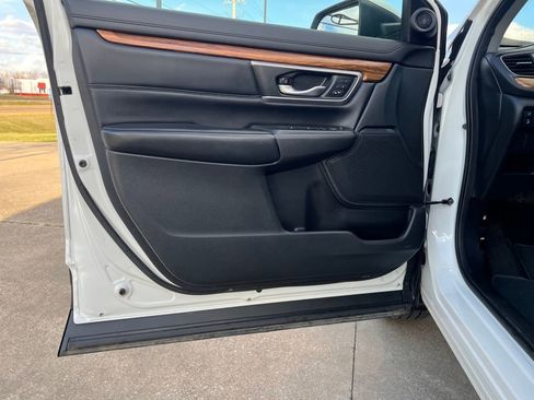 Used 2017 Honda CR-V EX-L image 11