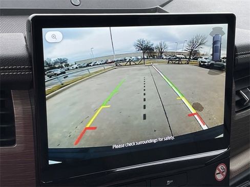 Used 2024 Ford Expedition Max Limited image 19