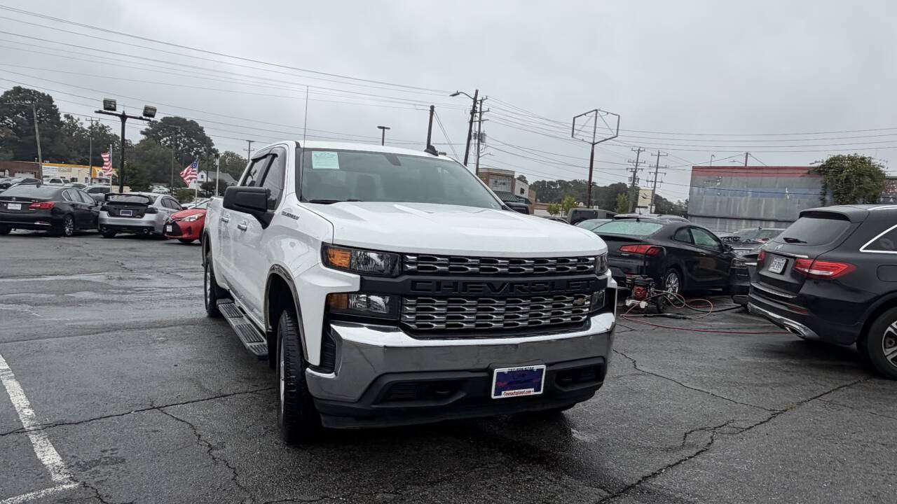 Used 2021 Chevrolet Silverado 1500 W/T w/ WT Value Package AWD/4WD image 2