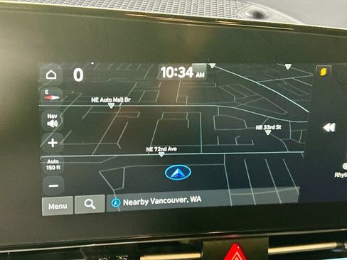 Used 2024 Hyundai Elantra SEL FWD image 16