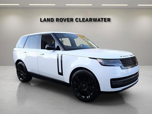 New 2025 Land Rover Range Rover SE image 7