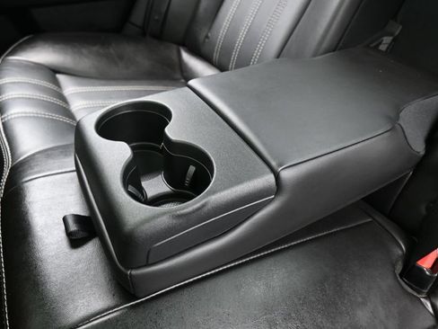 Used 2020 Chrysler 300 S w/ S Model Appearance Package RWD image 34