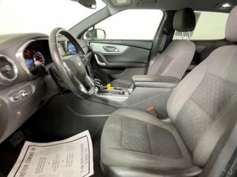 Used 2019 Chevrolet Blazer LT FWD image 21